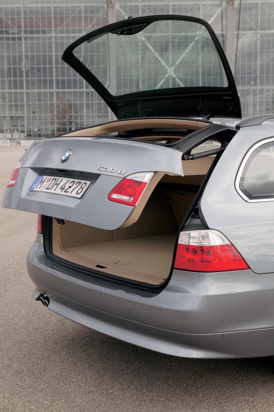 Багажник BMW 530d Touring (E61) 2004 года  (WW) (фото 32 из 40)